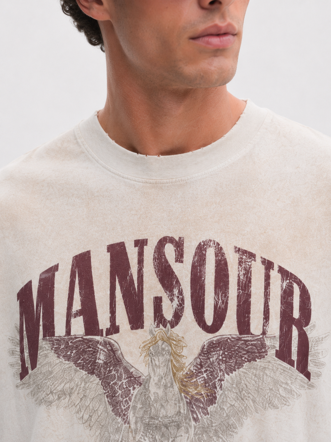 Cloud Runner T-shirt Dusty White detail chest