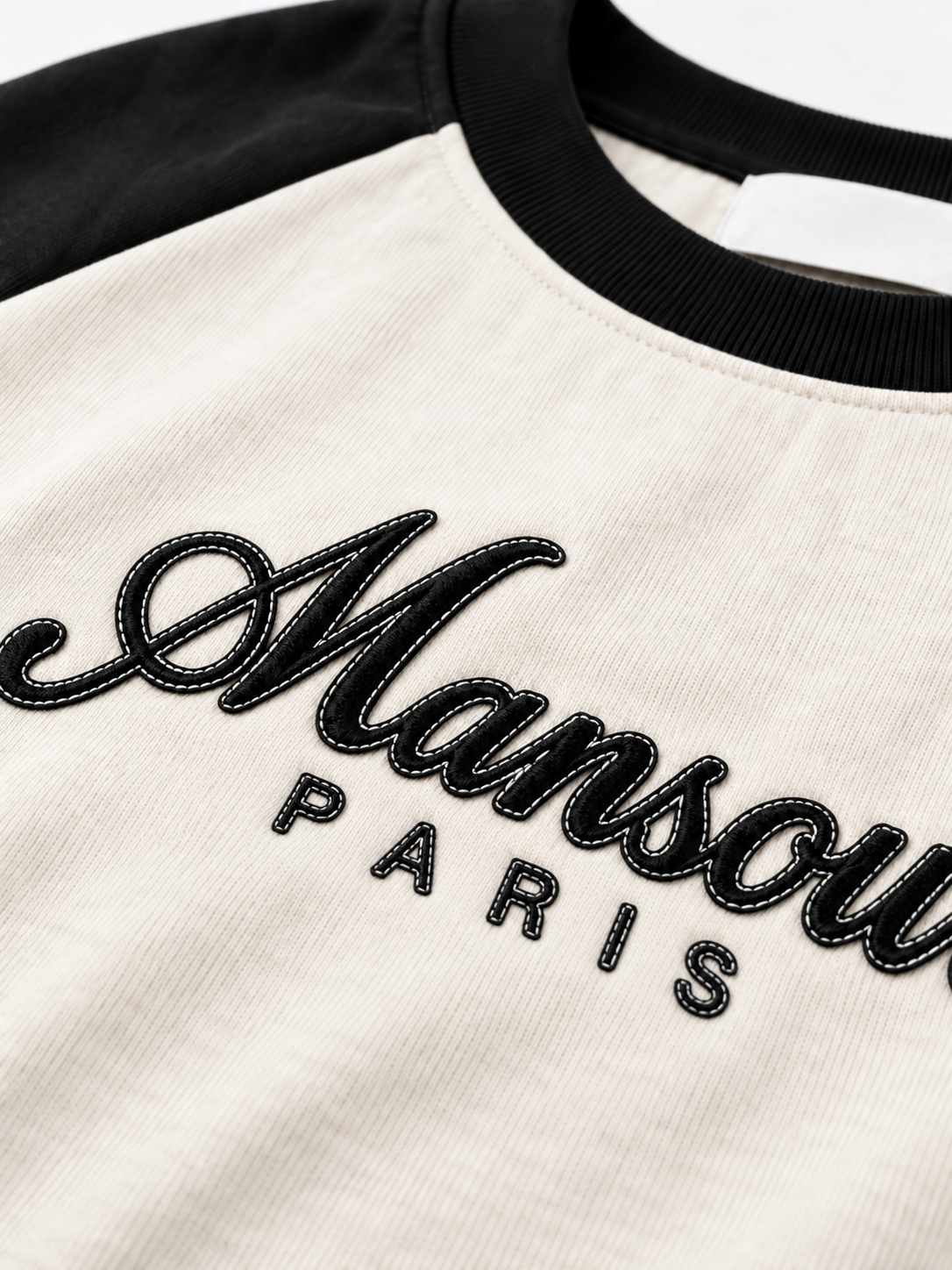 Script Raglan Longsleeve Off White/Black