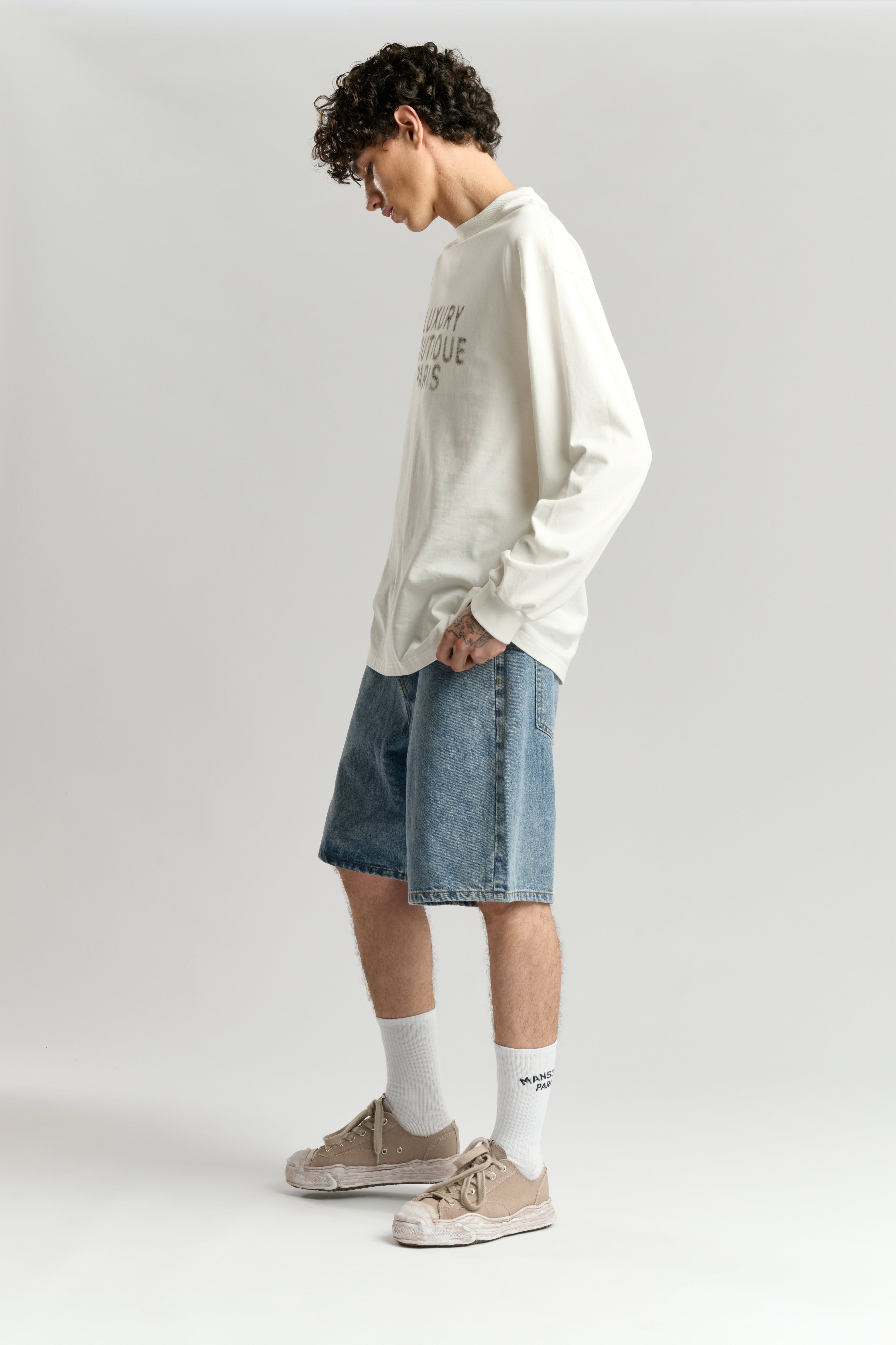 Luxury Boutique Longsleeve Vintage White