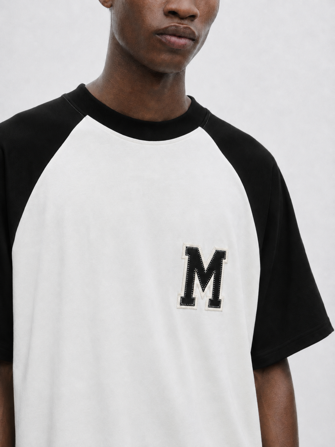 Paris College Baseball Stitch T-shirt Black detail