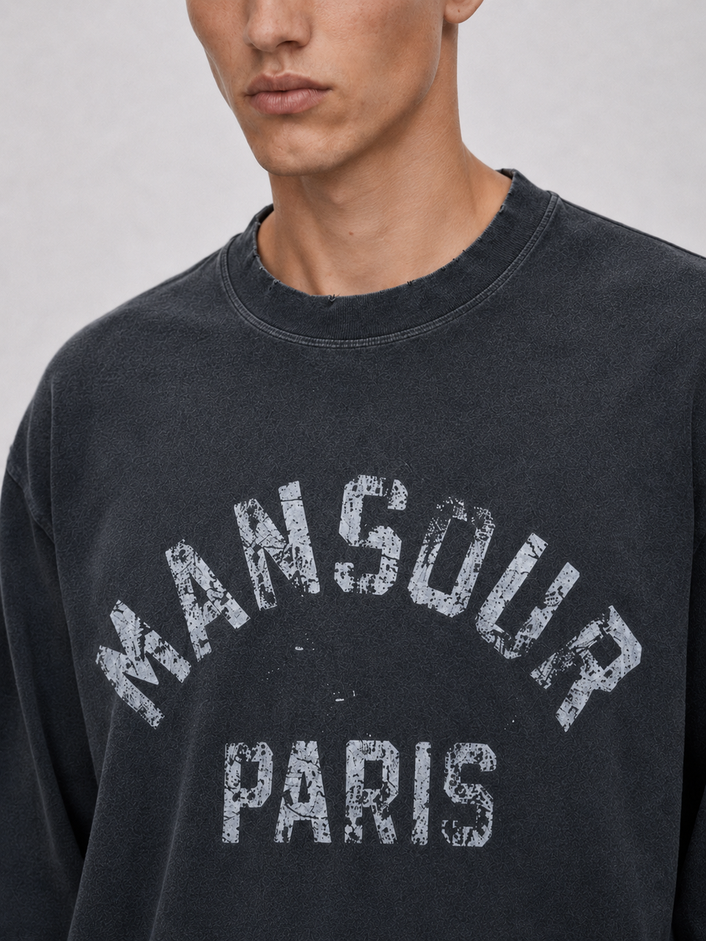 Paris College Destroyed Longsleeve Vintage Black detail