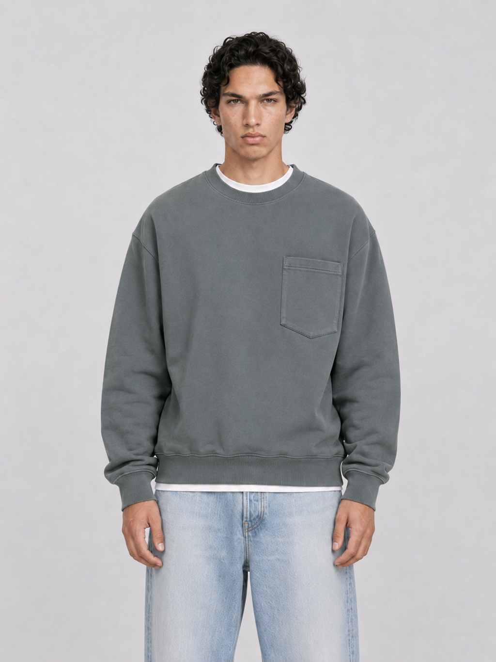 Paris College Pocket Sweater Balsam Green mid body