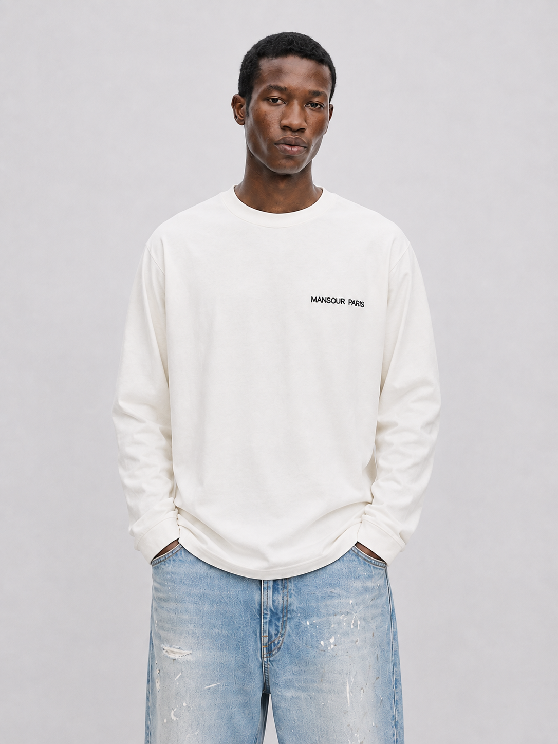 Script Embroidery Longsleeve Off-White mid body