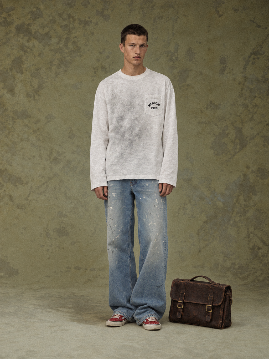 Pocket Longsleeve Off White von Art. Department, am Model