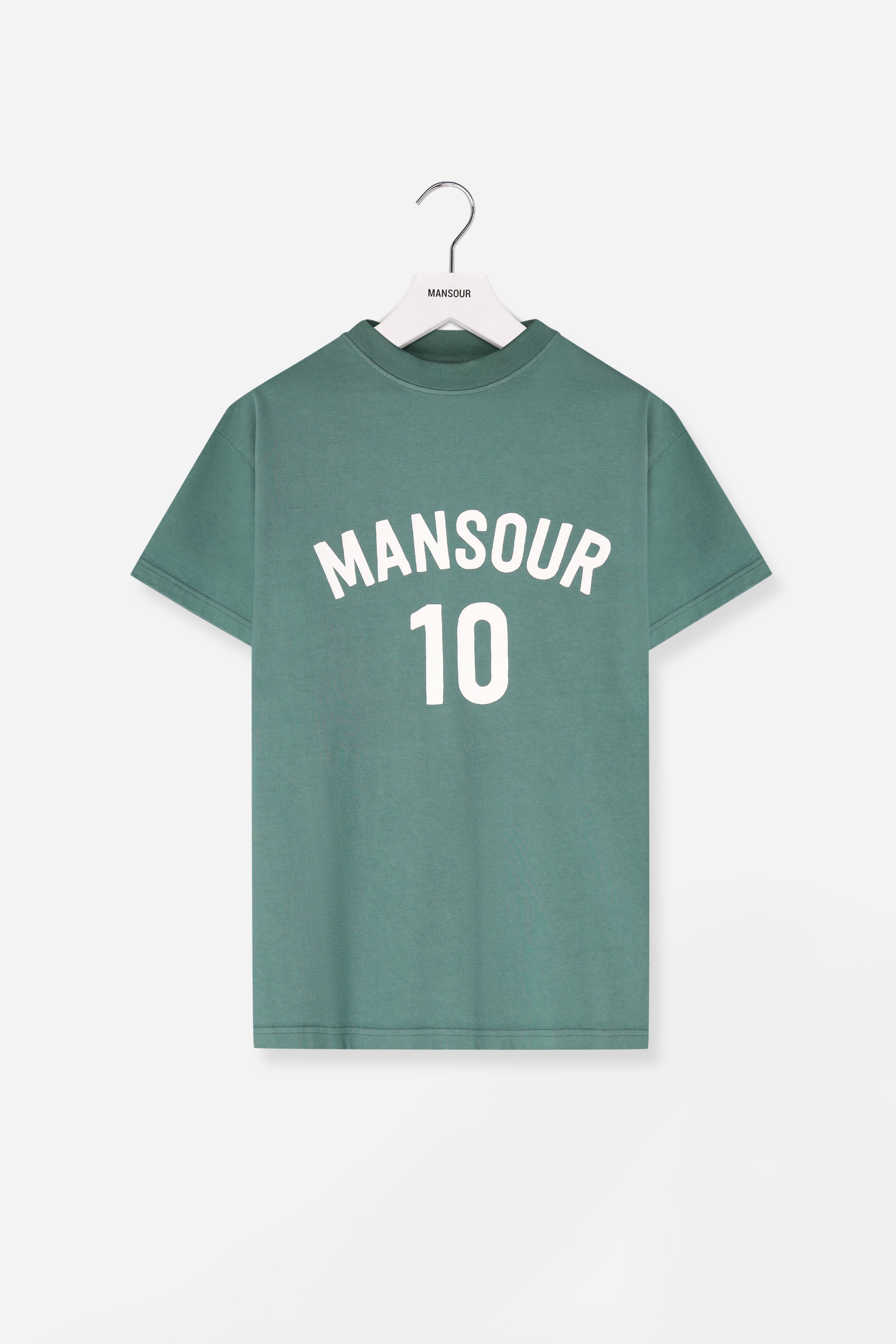 Basketbalshirt en gestreepte trainingsbroek