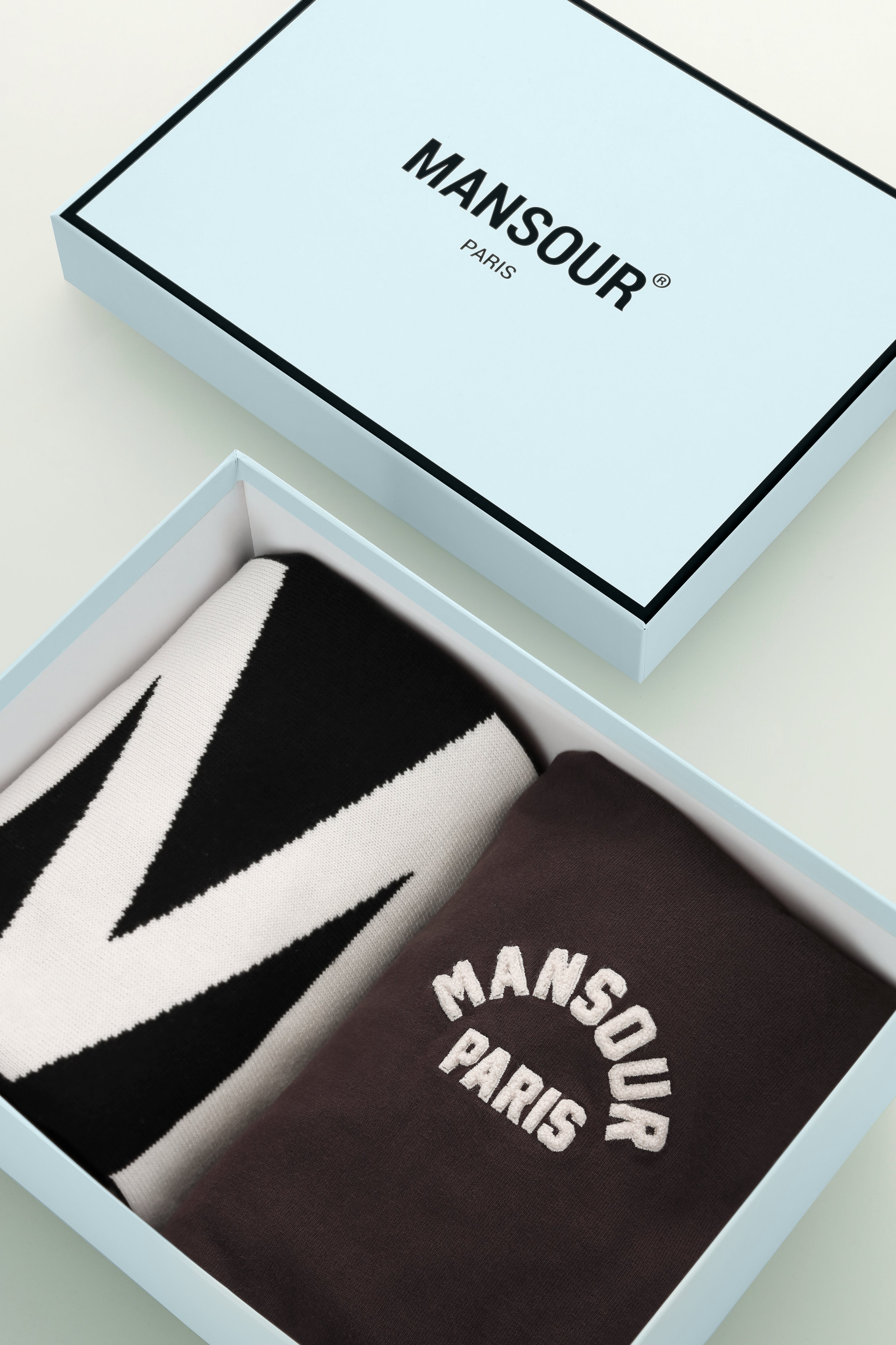 Paris College Longsleeve Bruin en Sjaal