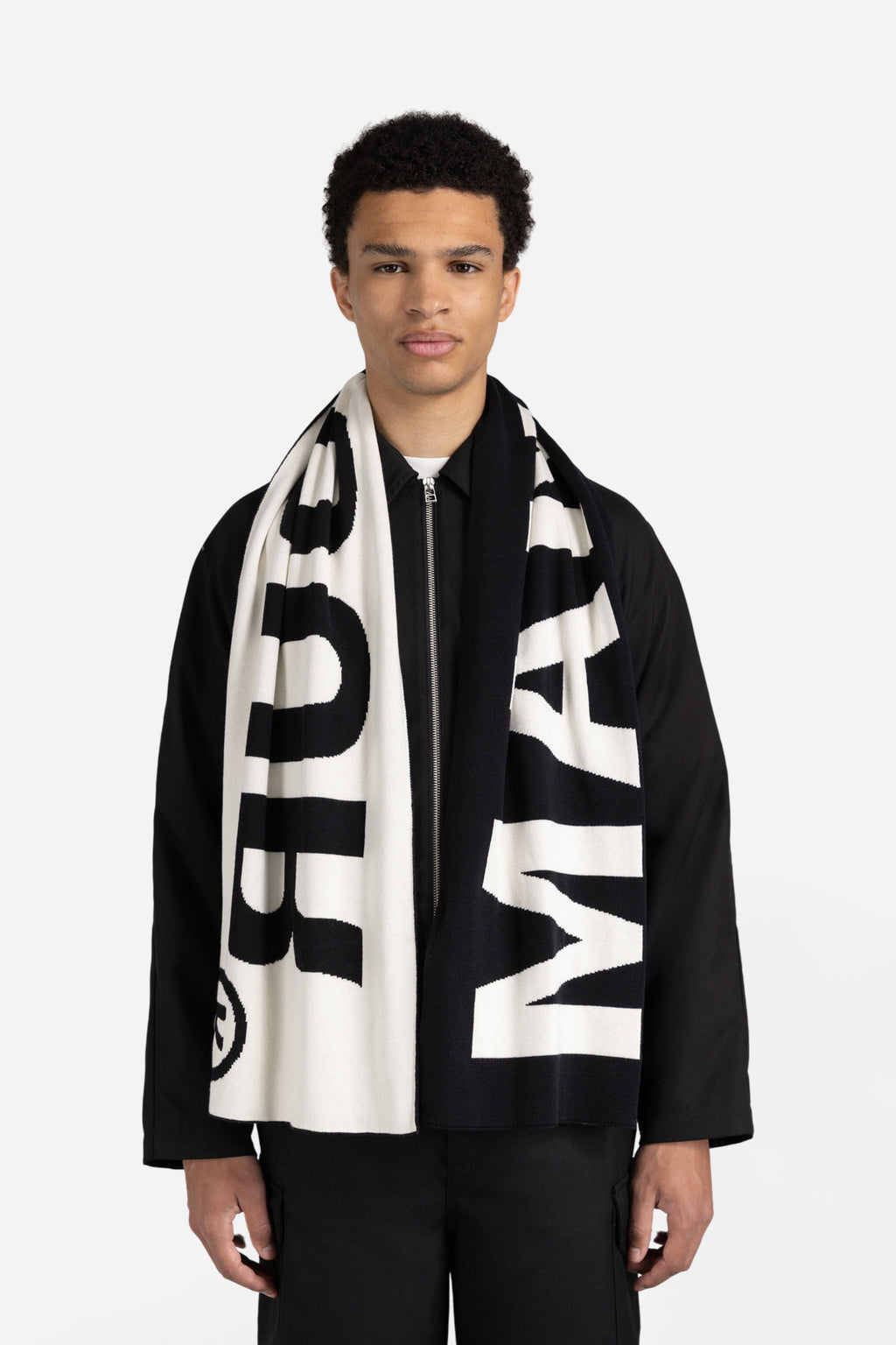 Logo scarf